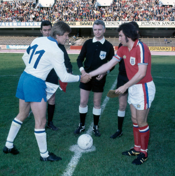 綠茵場上都 綠茵場上都